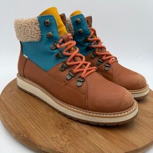Toms Women's Brown and Blue Boots